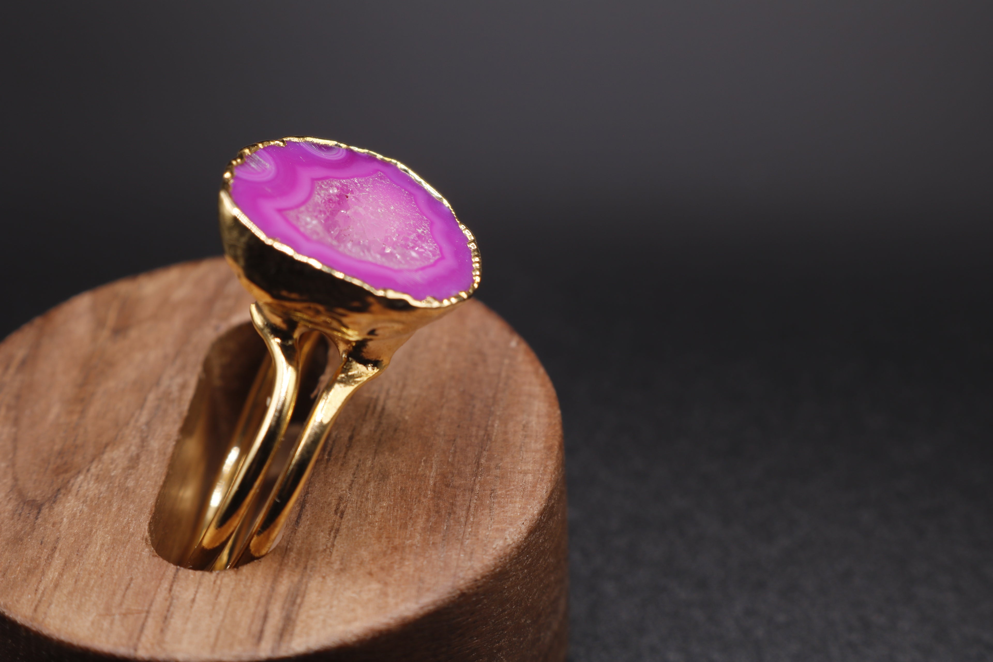 Anillo baño de oro cuarzo rosa (ajustable)